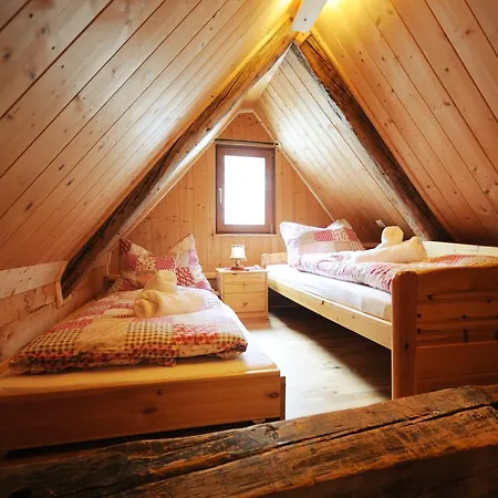 Almhutte Kreischberg Lodge *